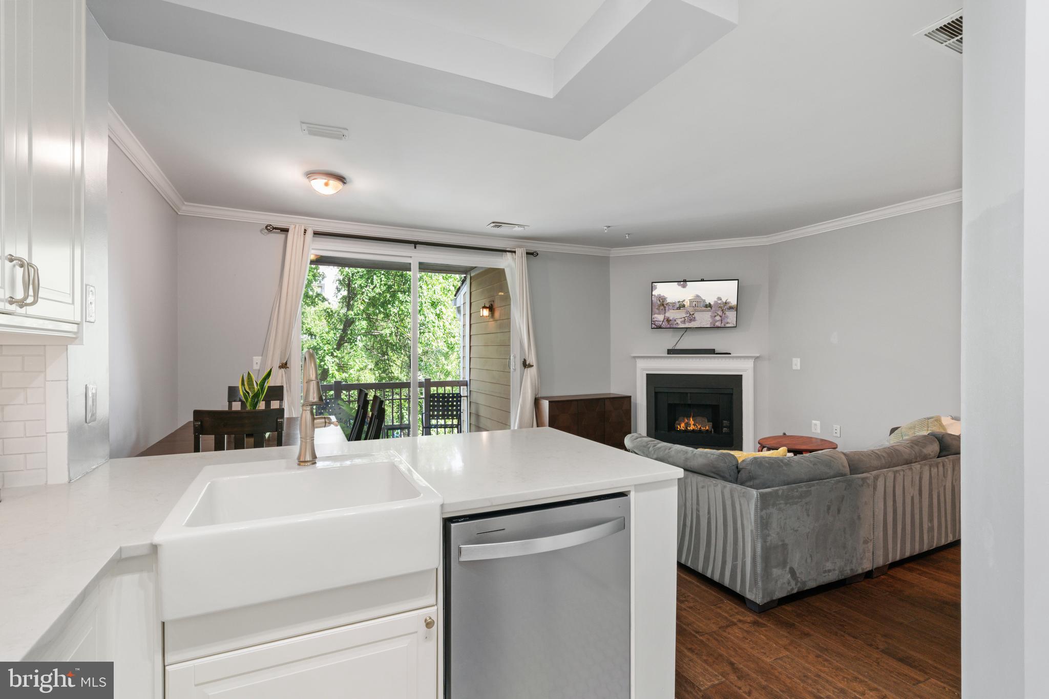 2201 Westcourt Ln #302