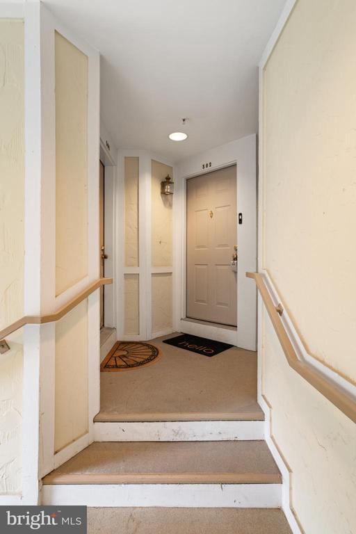 2201 Westcourt Ln #302