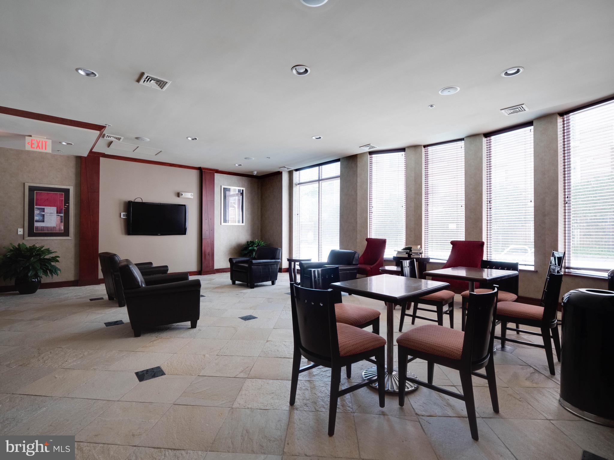 9480 VIRGINIA CENTER BLVD #106