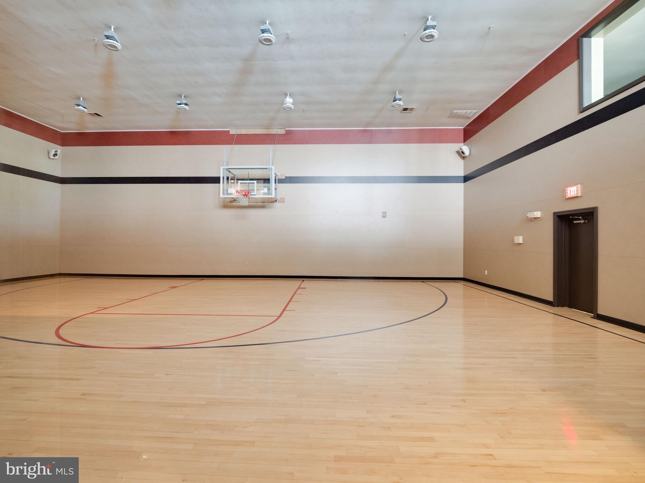 9480 VIRGINIA CENTER BLVD #106