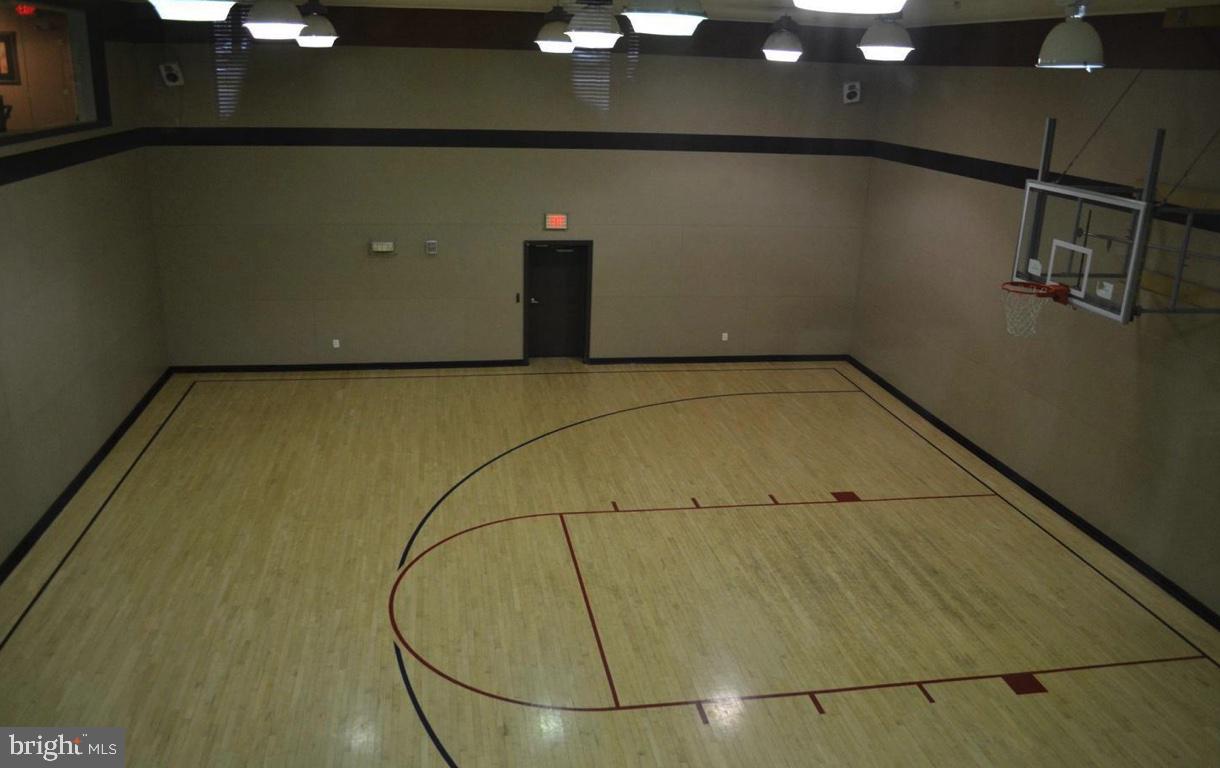 9480 VIRGINIA CENTER BLVD #106