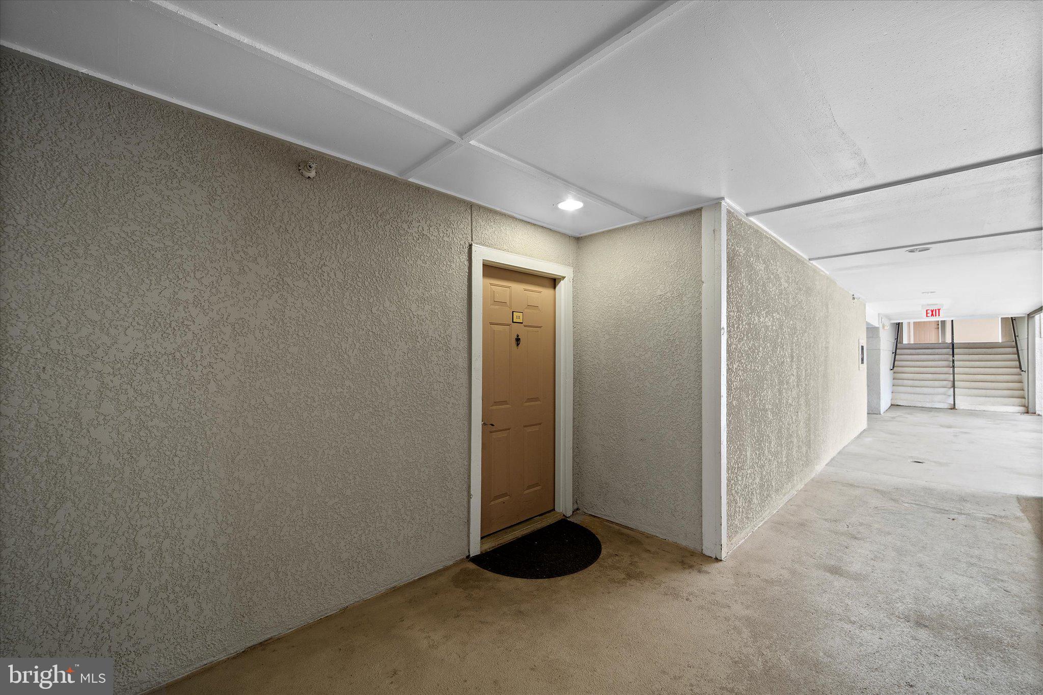 1524 LINCOLN WAY #111