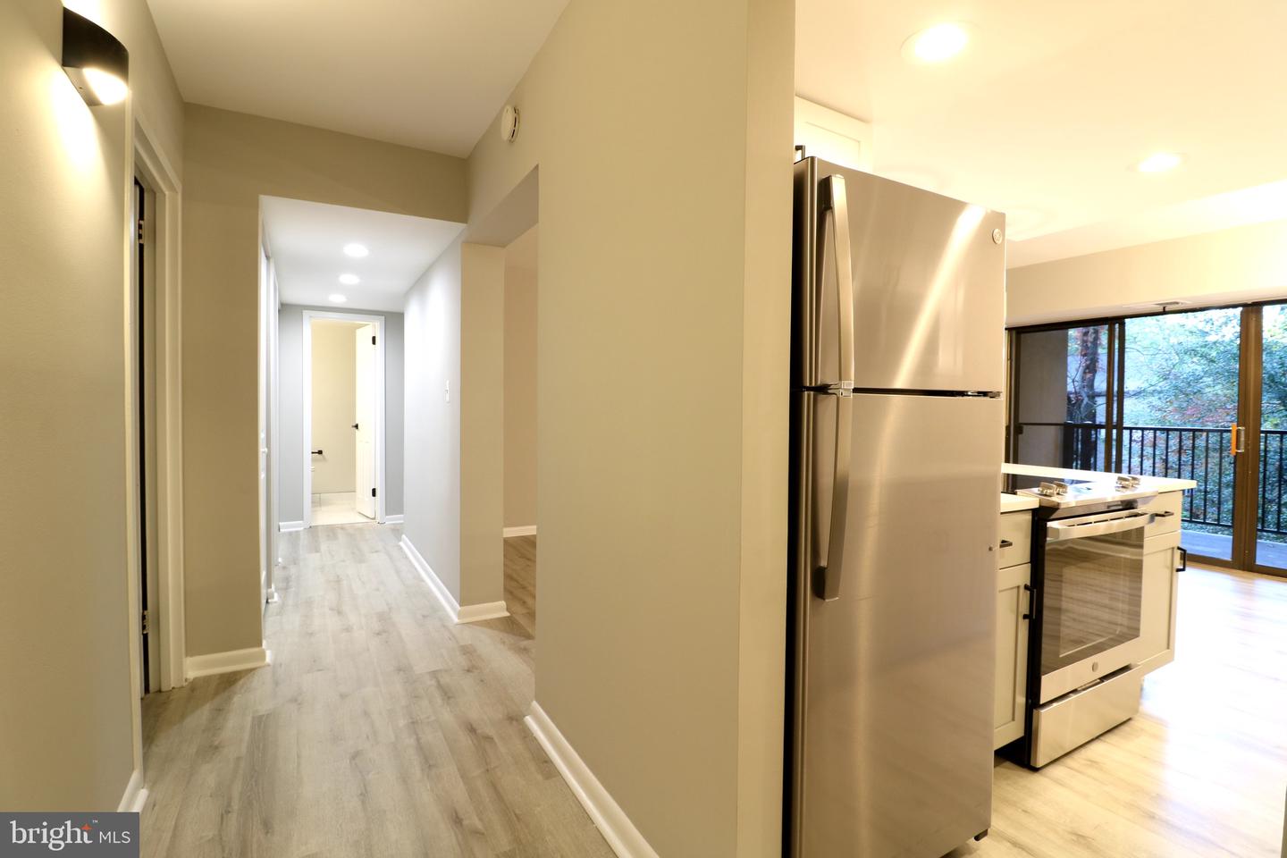 2249 CASTLE ROCK SQ #11C