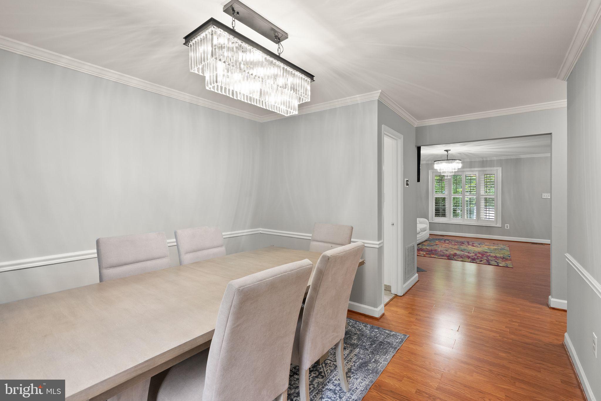 6024 Crown Royal Cir