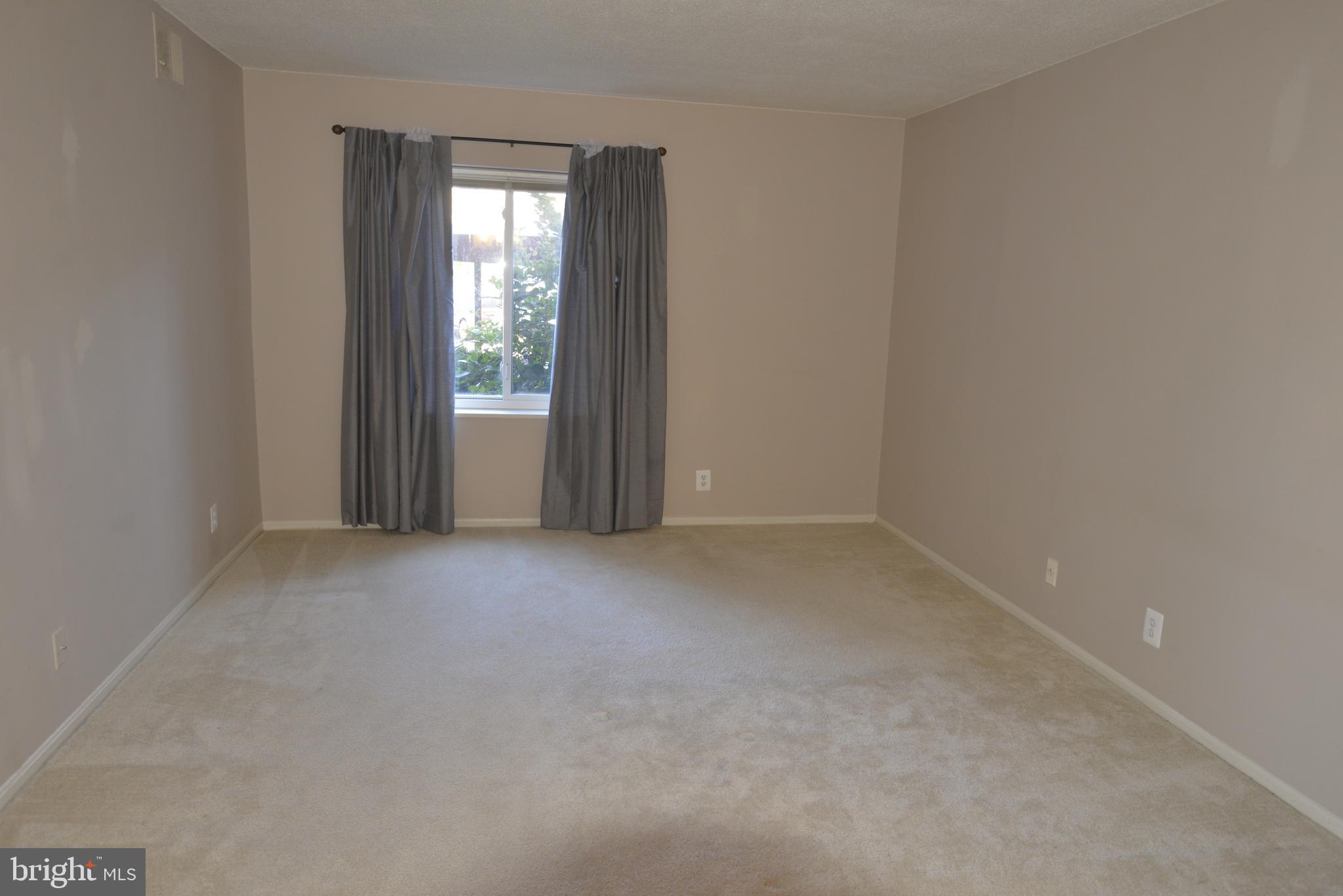 8360 GREENSBORO #117