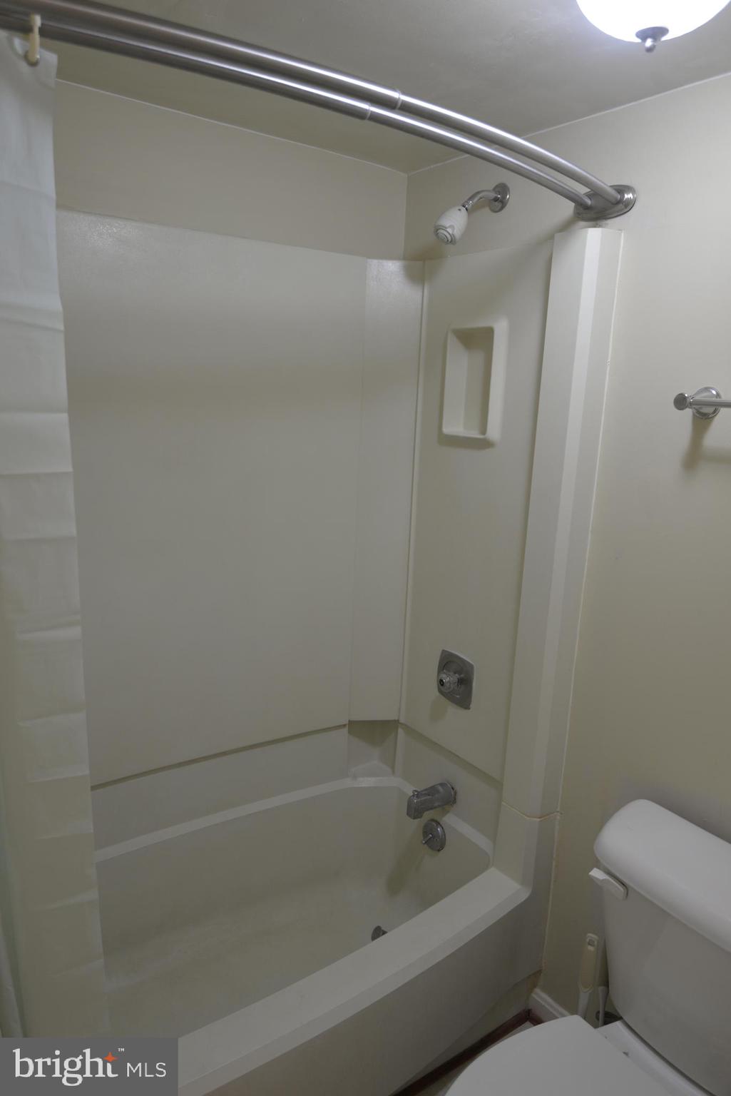 8360 GREENSBORO #117