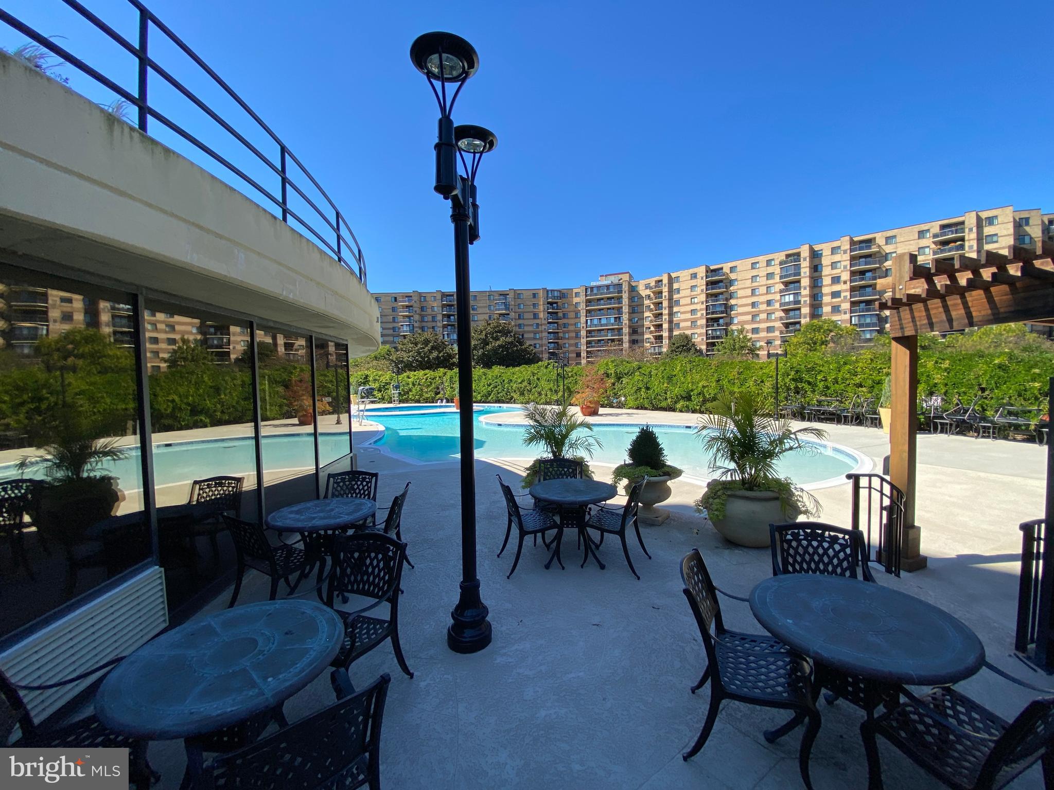 8360 GREENSBORO #117