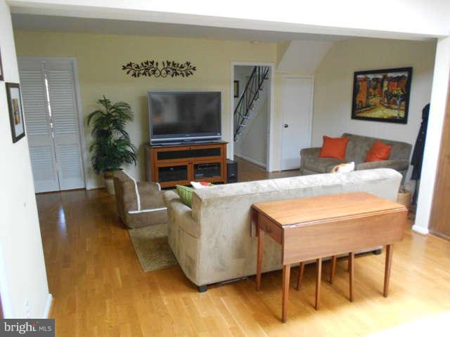 13124 POINT PLEASANT DR