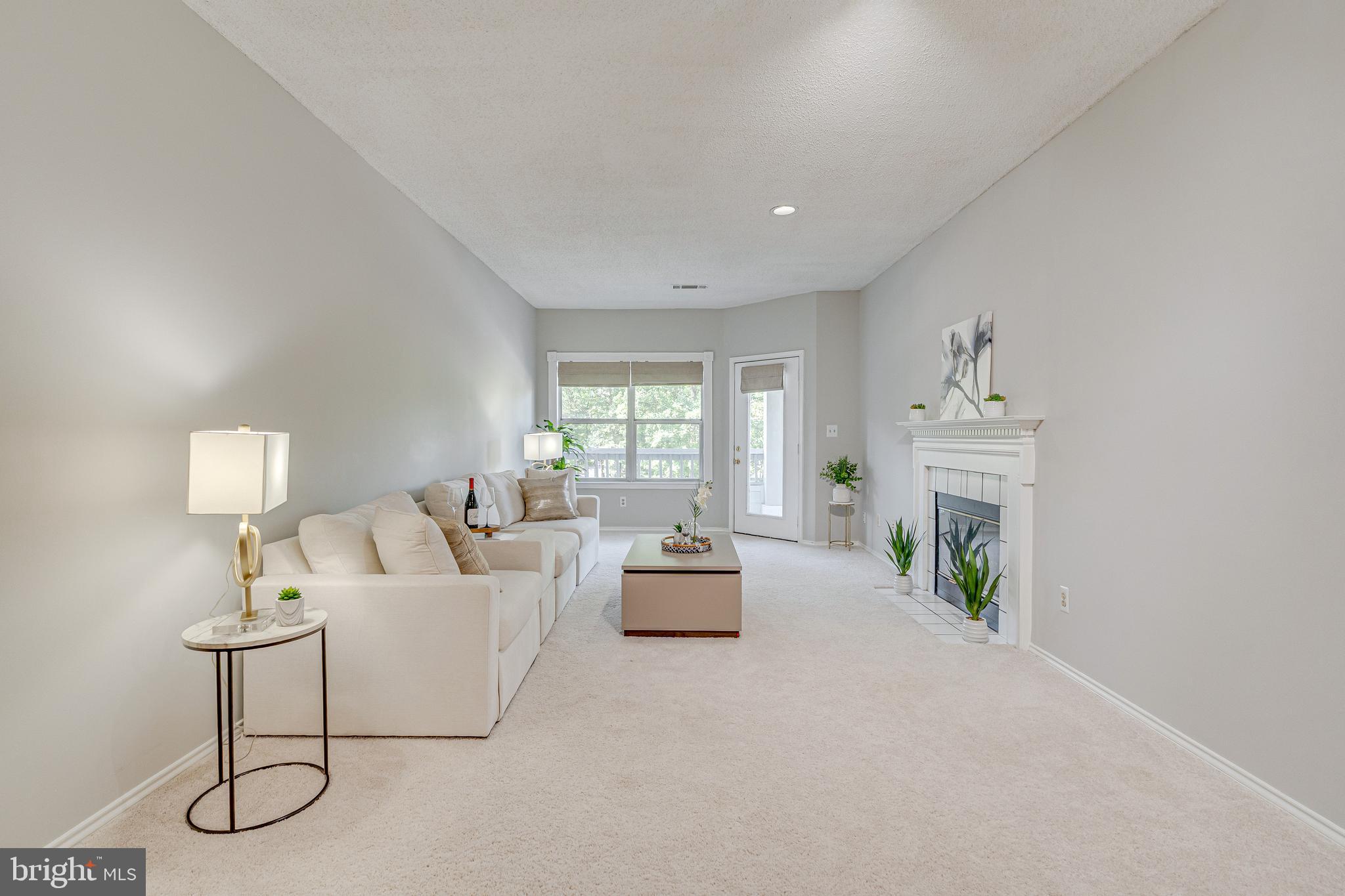 4405 Fair Stone Dr #201