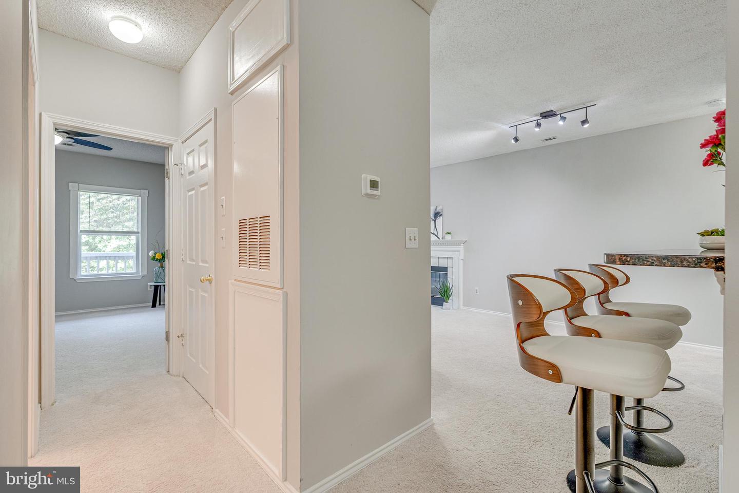 4405 Fair Stone Dr #201