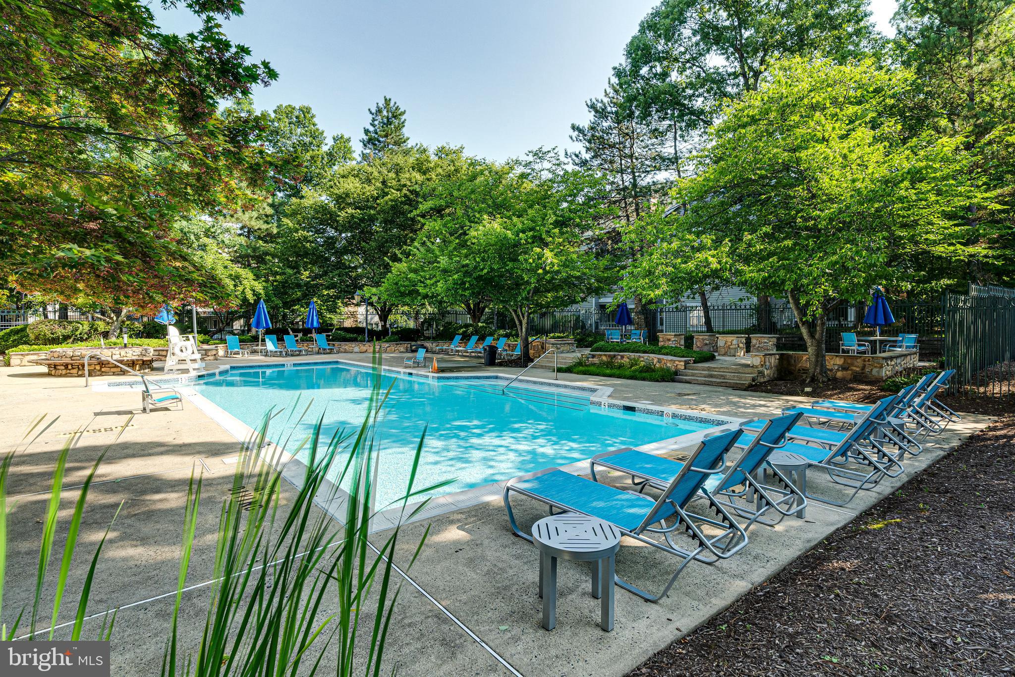 4405 Fair Stone Dr #201