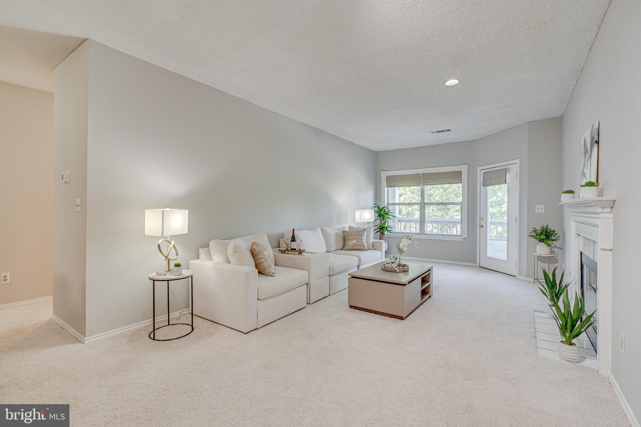 4405 Fair Stone Dr #201