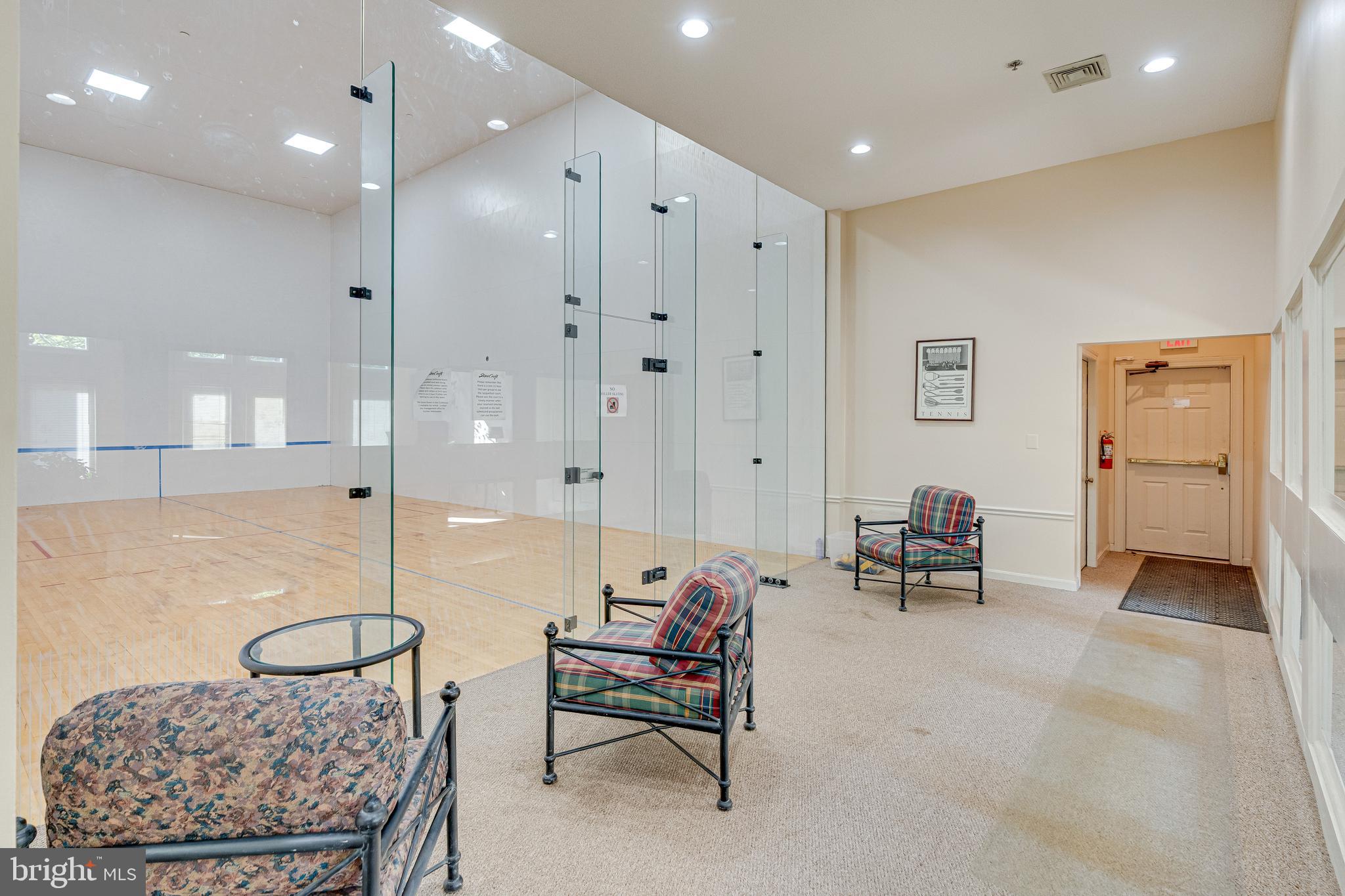 4405 Fair Stone Dr #201