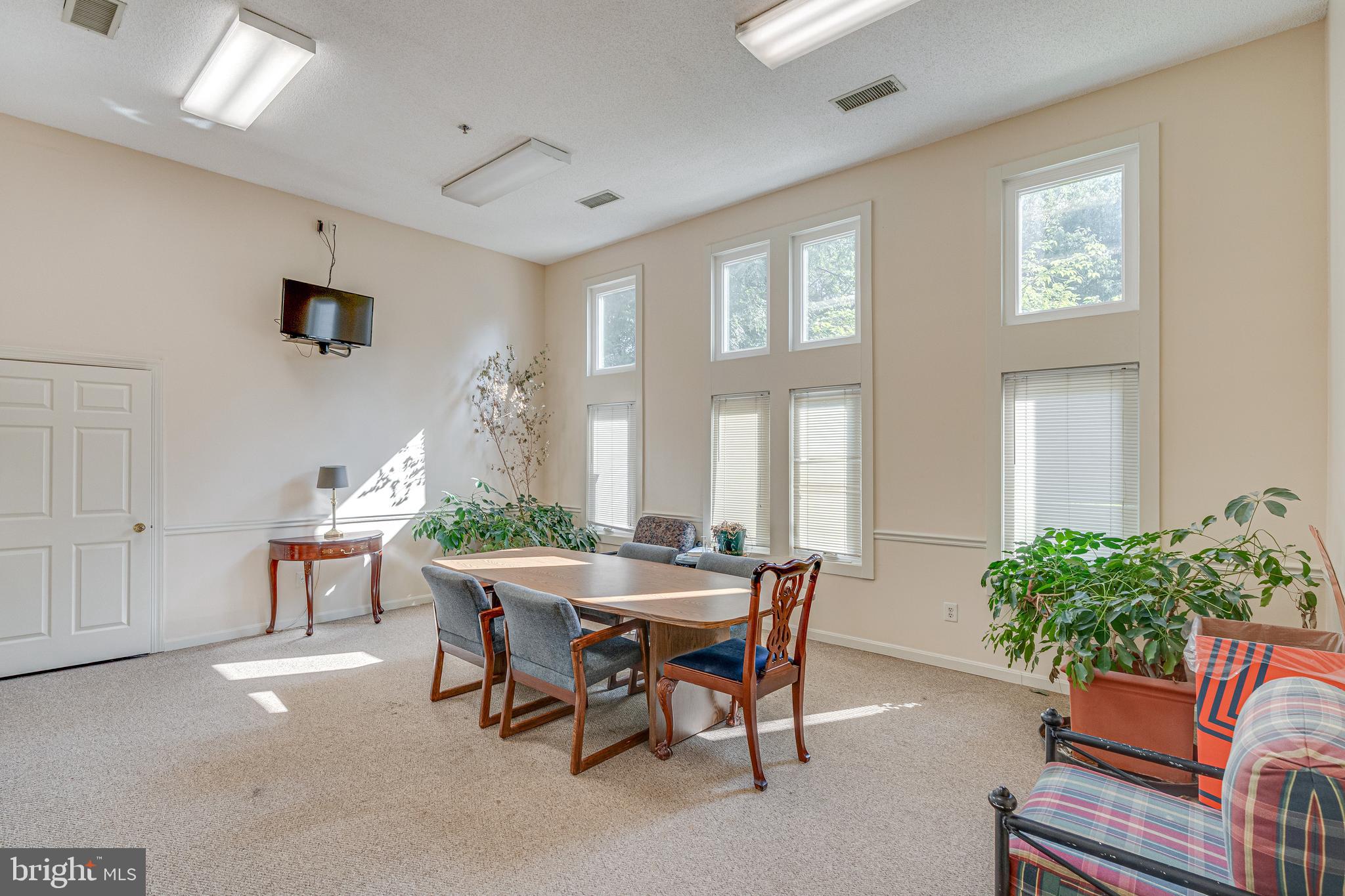 4405 Fair Stone Dr #201