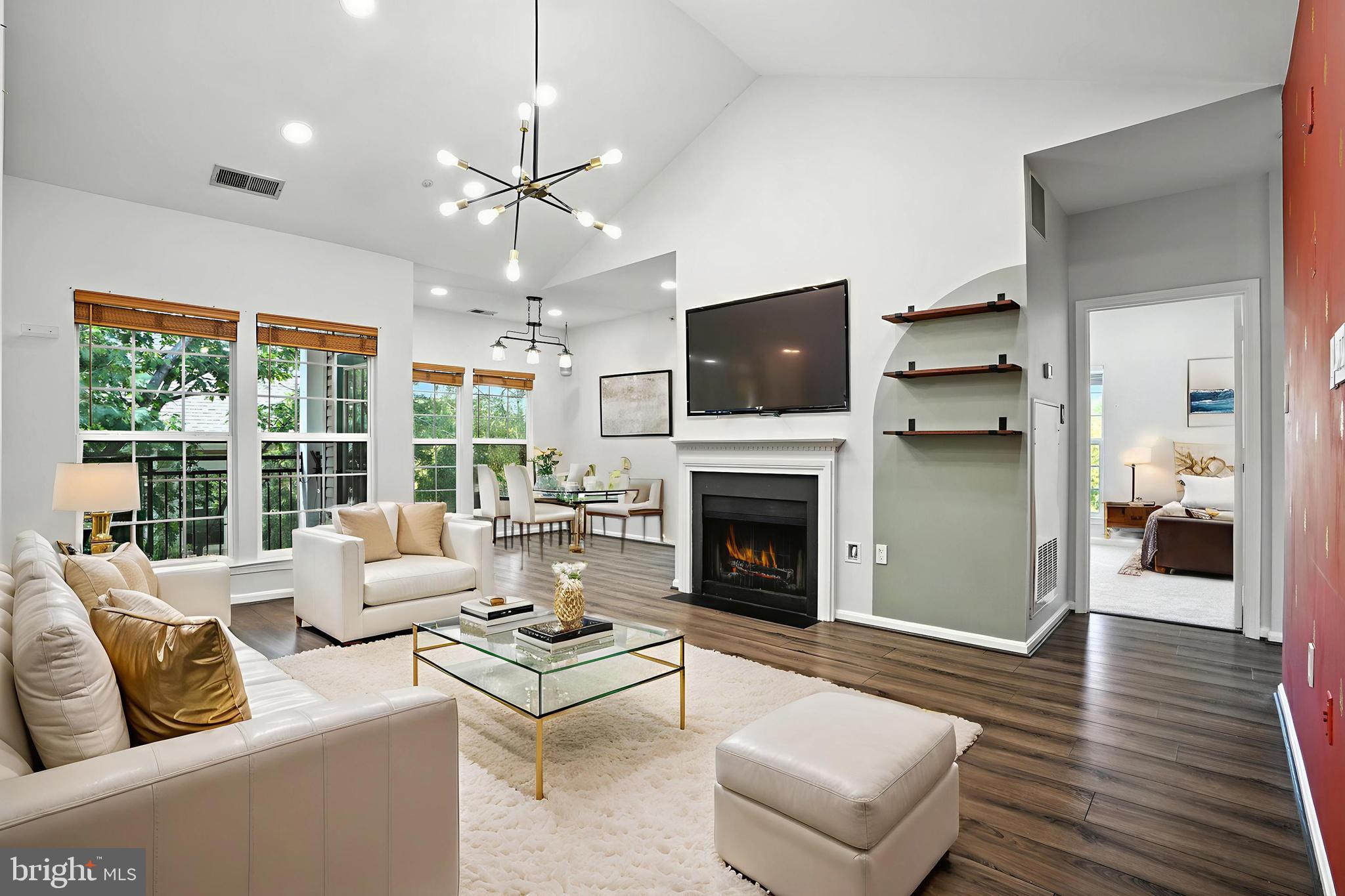 4138 Fountainside Ln #A302