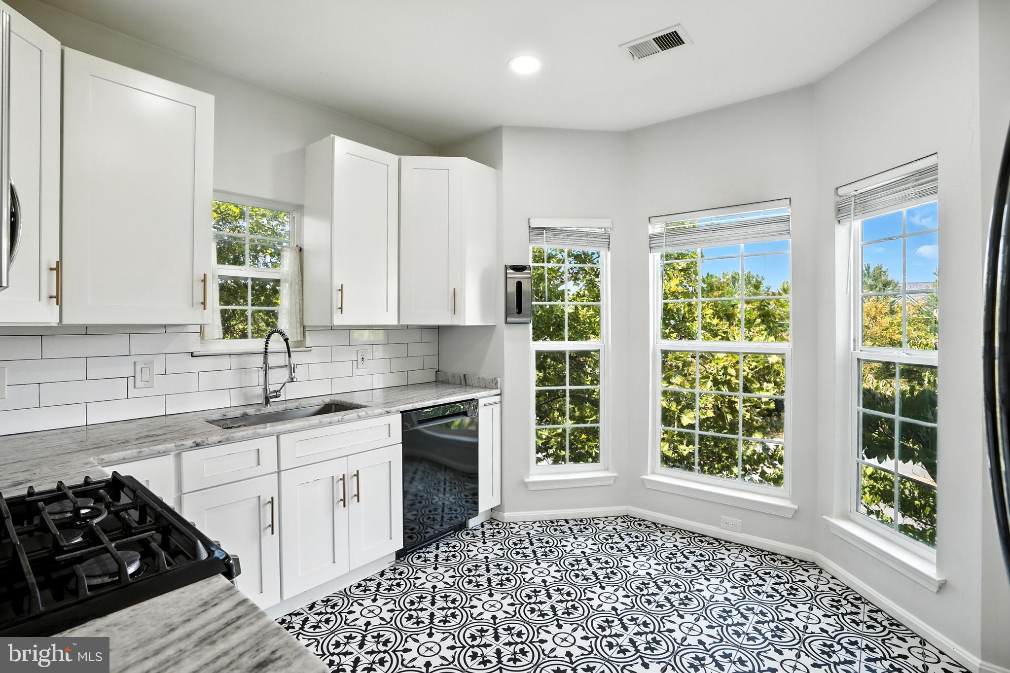 4138 Fountainside Ln #A302