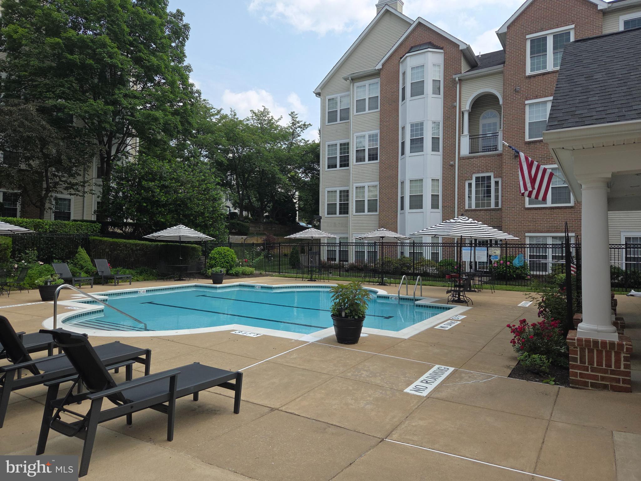 4138 Fountainside Ln #A302