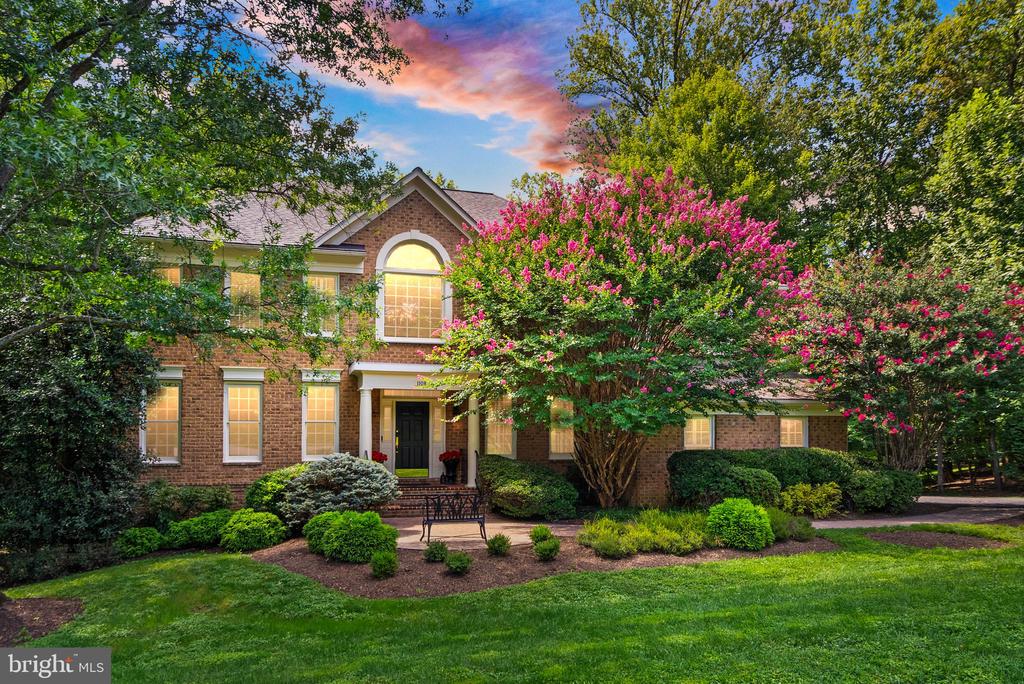 1108 Arboroak Pl