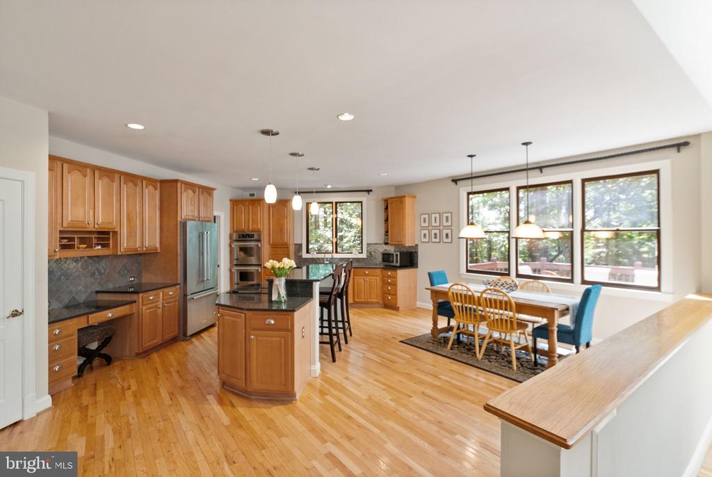 1108 Arboroak Pl