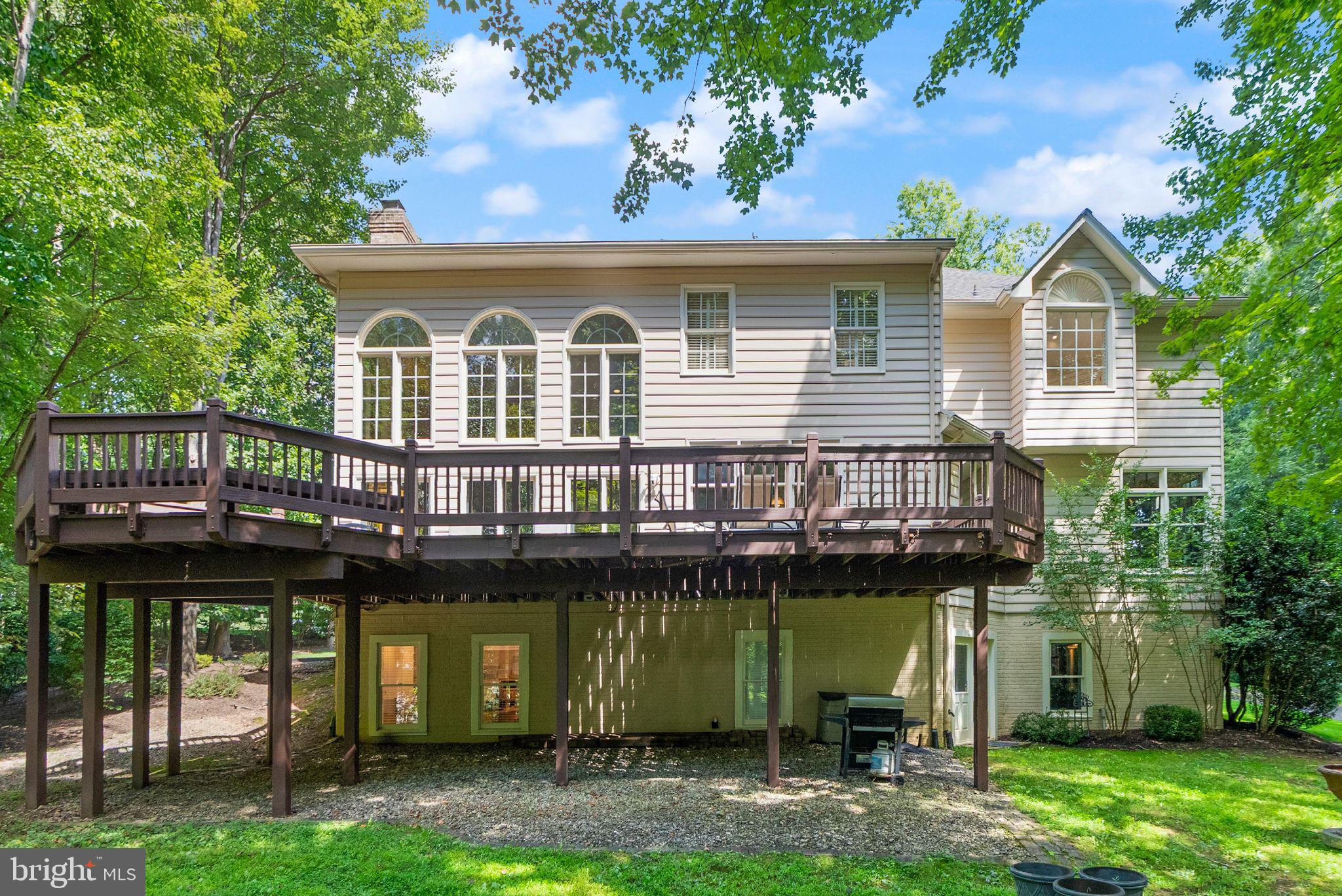 1108 Arboroak Pl