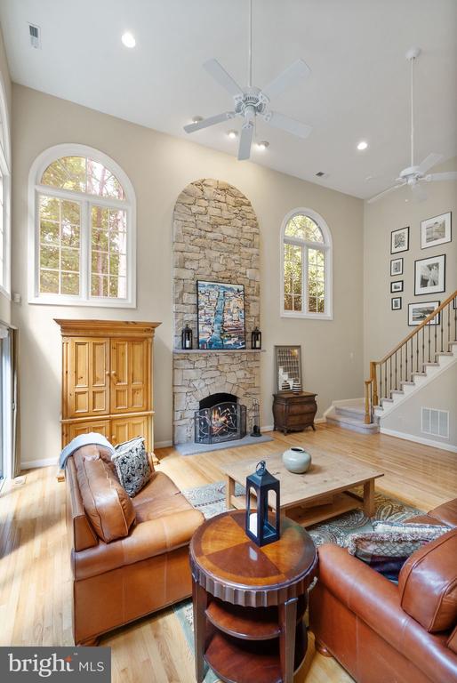 1108 Arboroak Pl