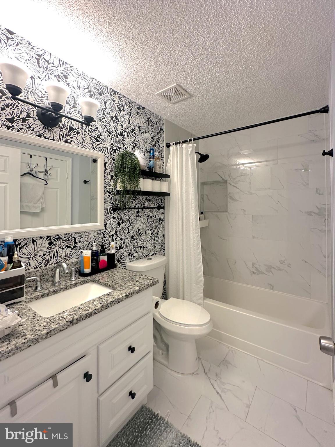 12100 Greenway Ct #301