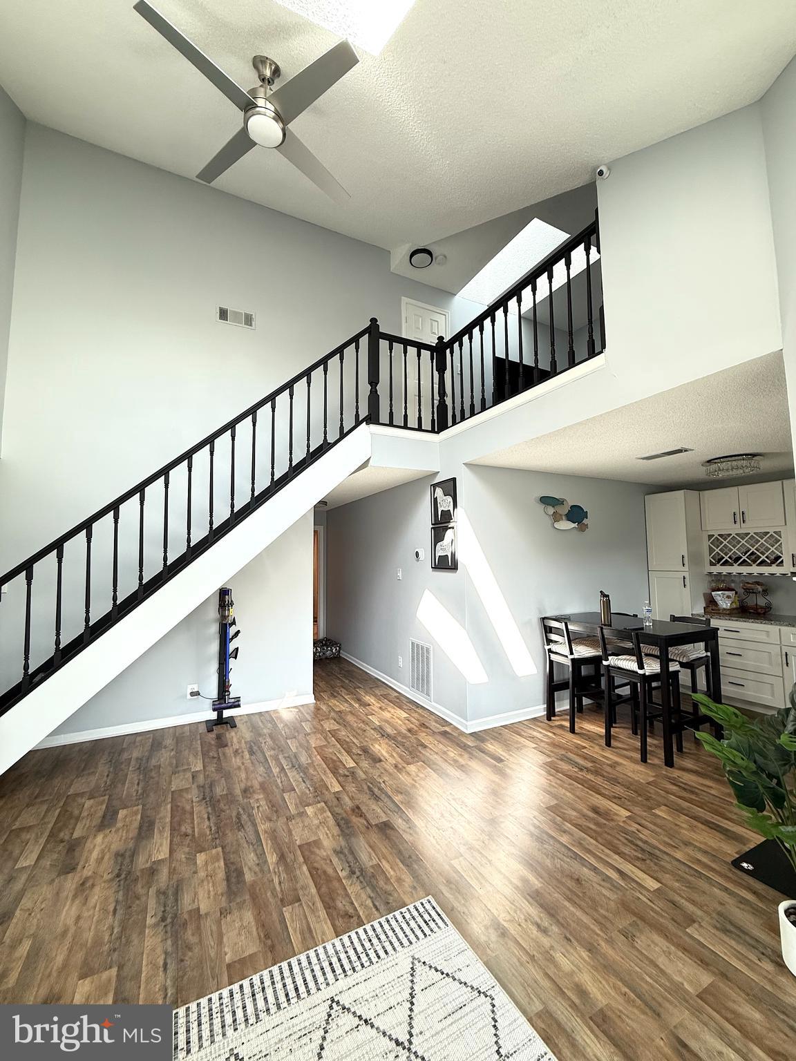 12100 Greenway Ct #301