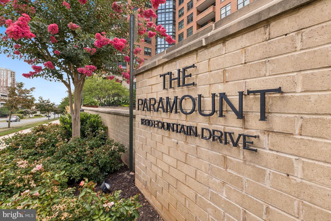 1830 FOUNTAIN DR #606