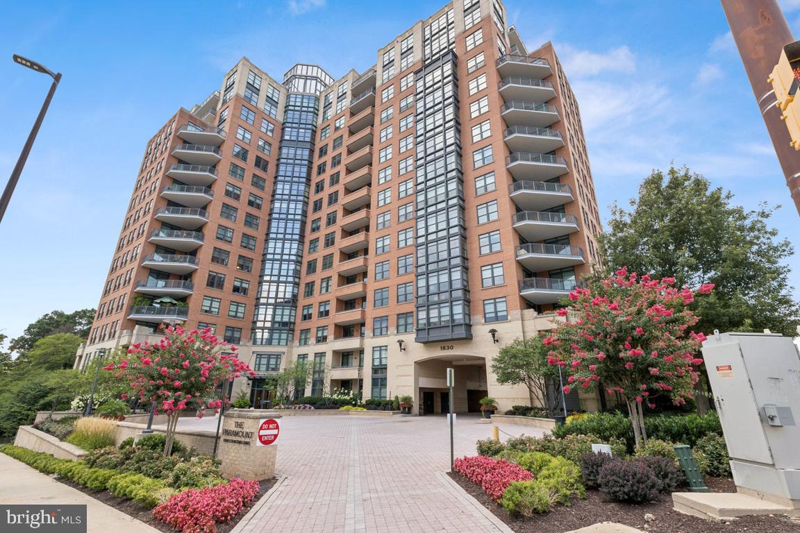 1830 FOUNTAIN DR #606