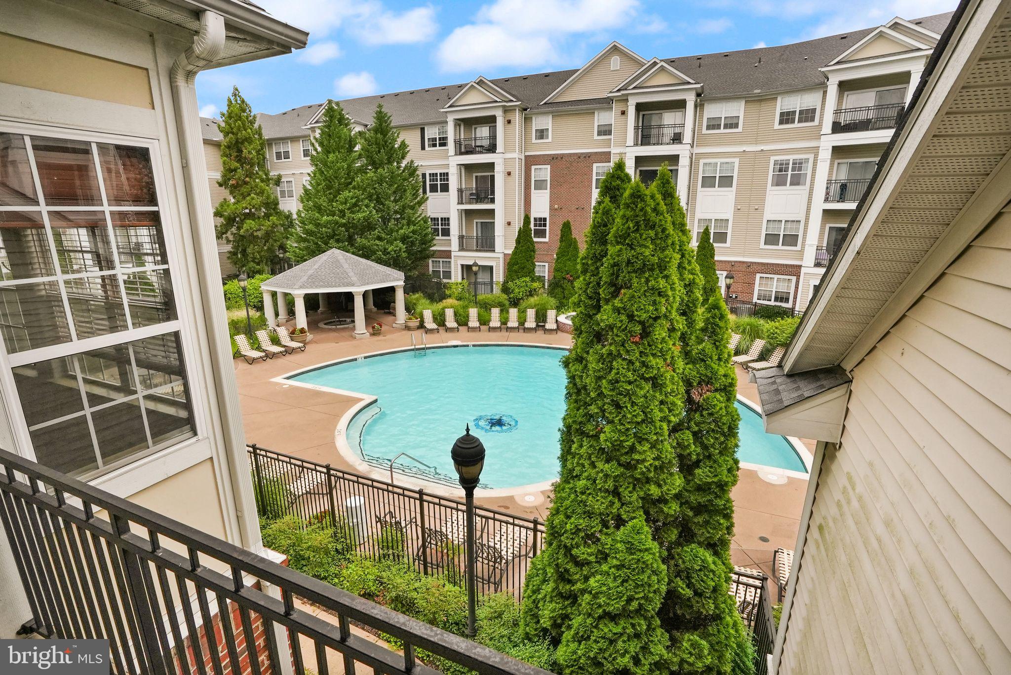 12905 Centre Park Cir #412