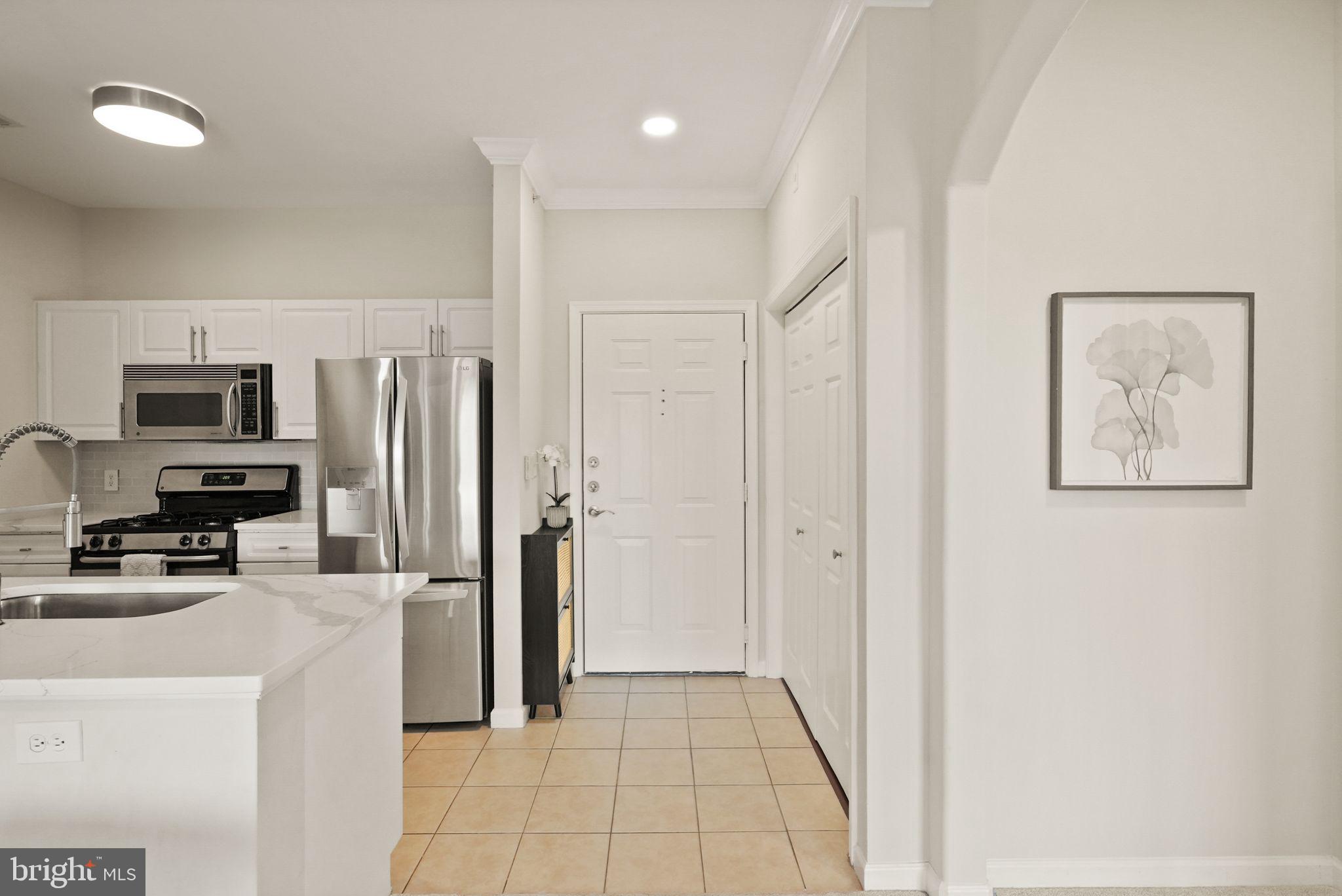 12905 Centre Park Cir #412