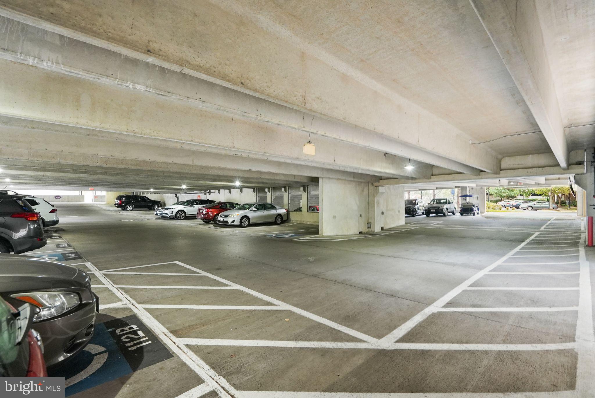 12905 Centre Park Cir #412