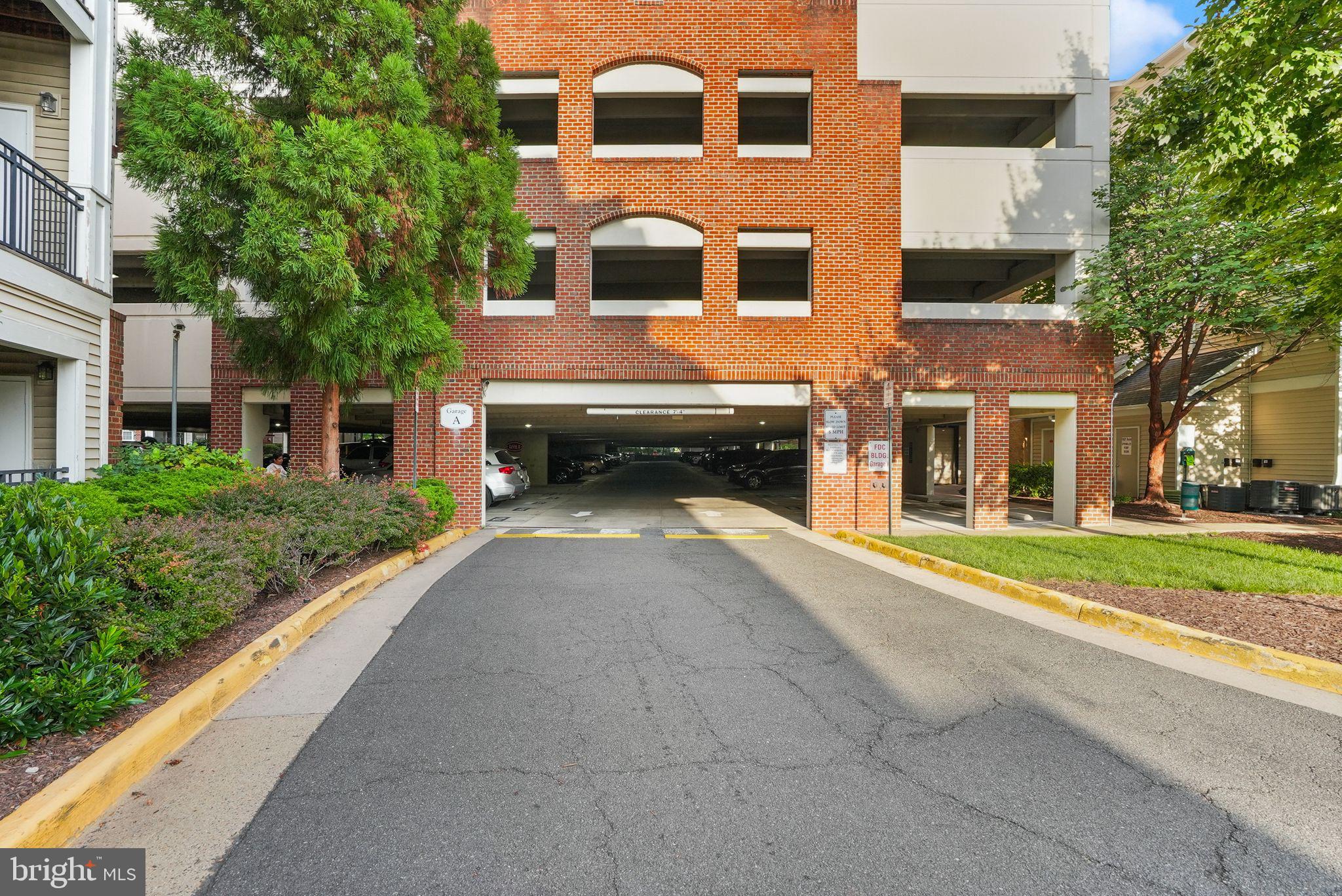 12905 Centre Park Cir #412