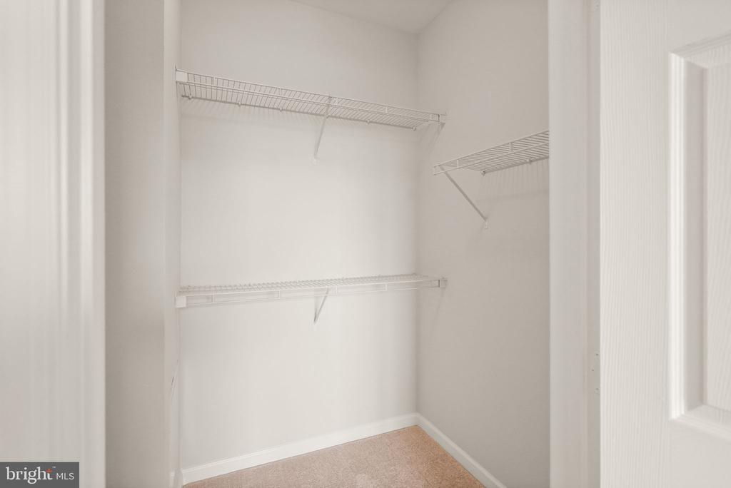 12905 Centre Park Cir #412