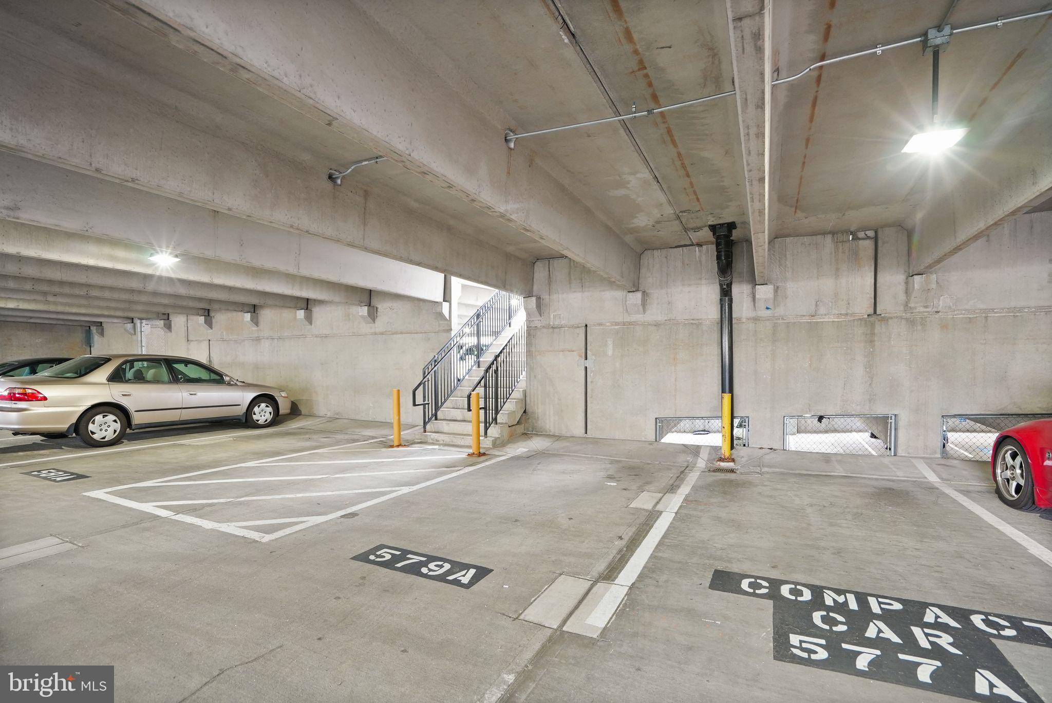 12905 Centre Park Cir #412