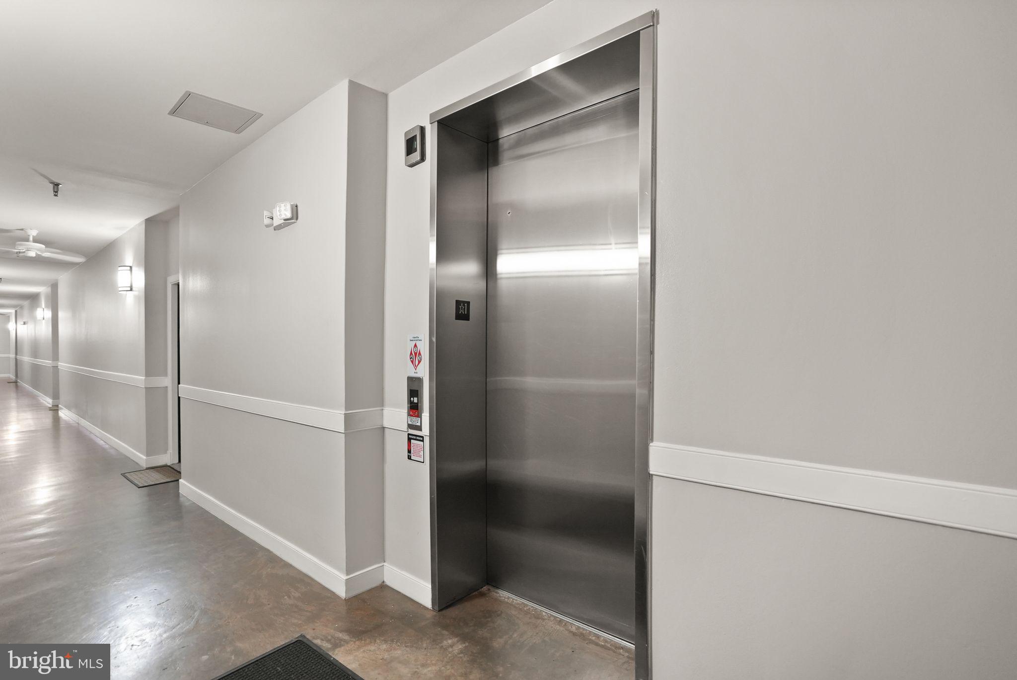 12905 Centre Park Cir #412