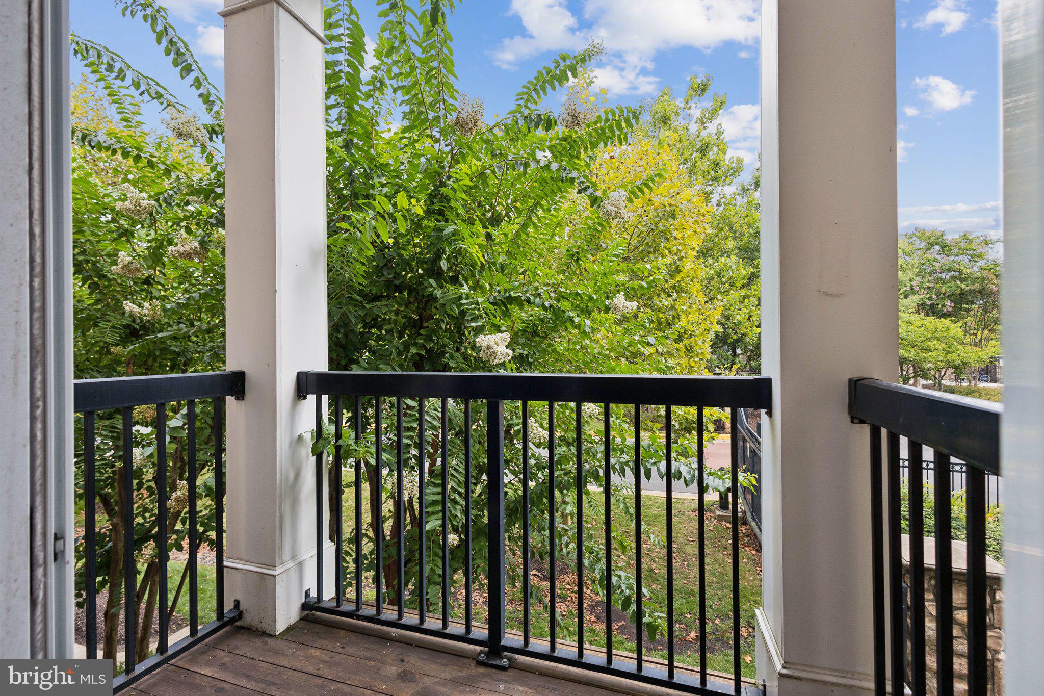 5107 TRAVIS EDWARD WAY #B