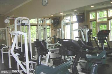 5107 TRAVIS EDWARD WAY #B