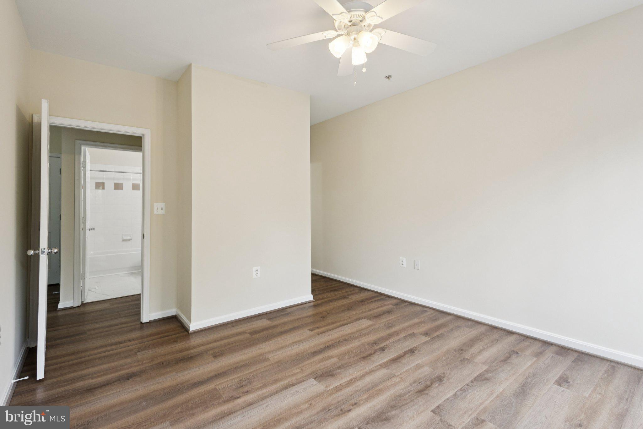 5107 TRAVIS EDWARD WAY #B