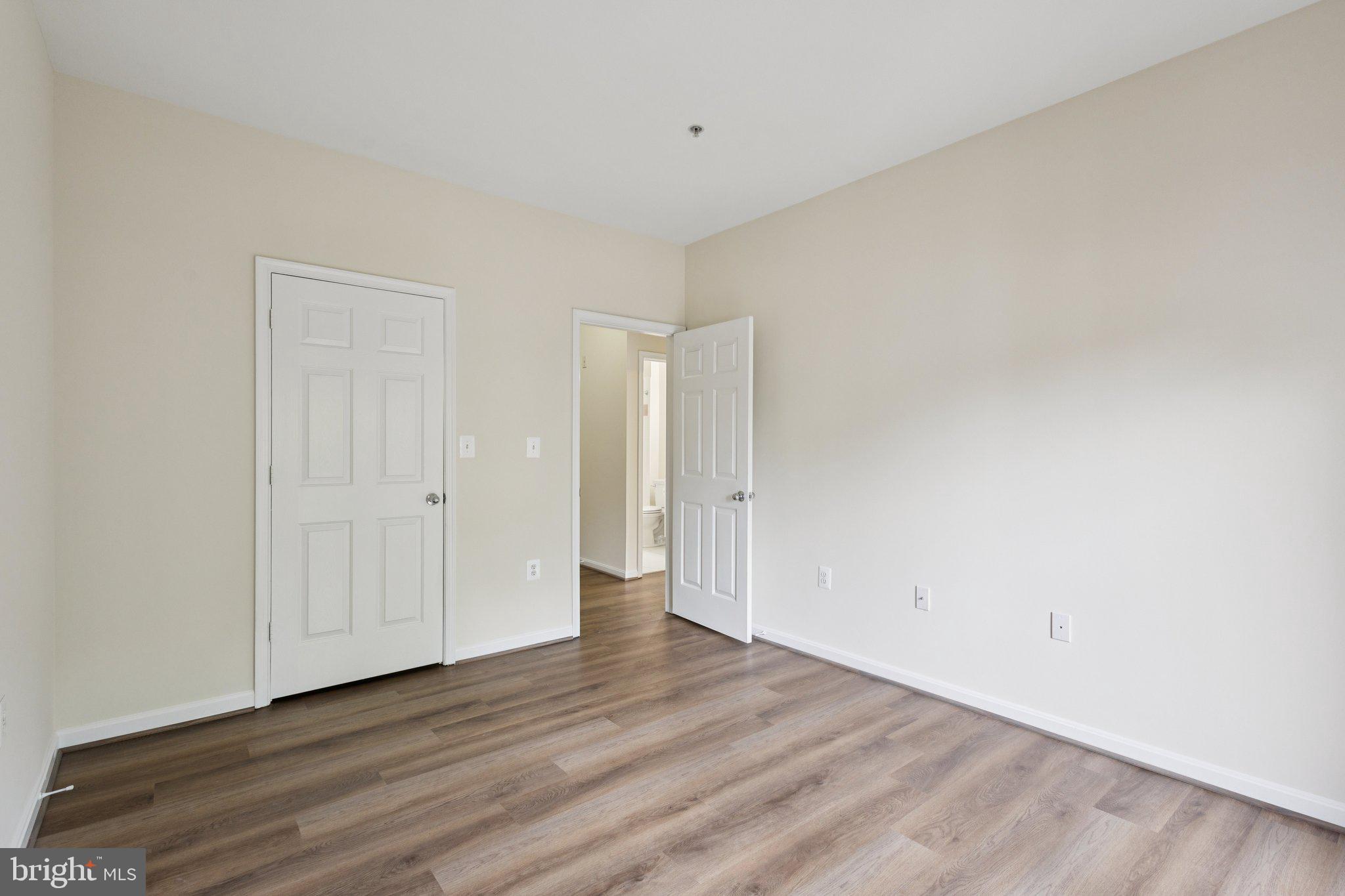 5107 TRAVIS EDWARD WAY #B