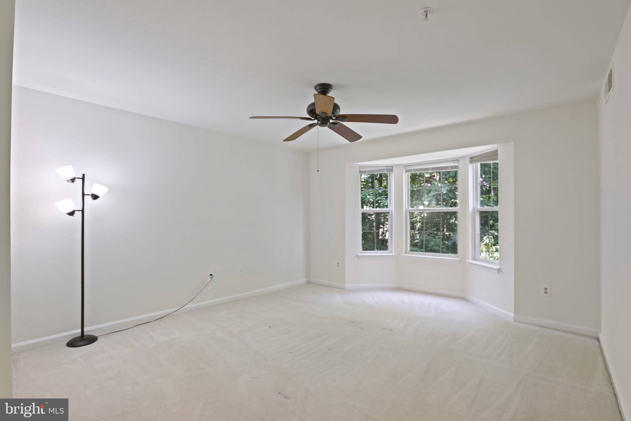 4124 MONUMENT CT #303