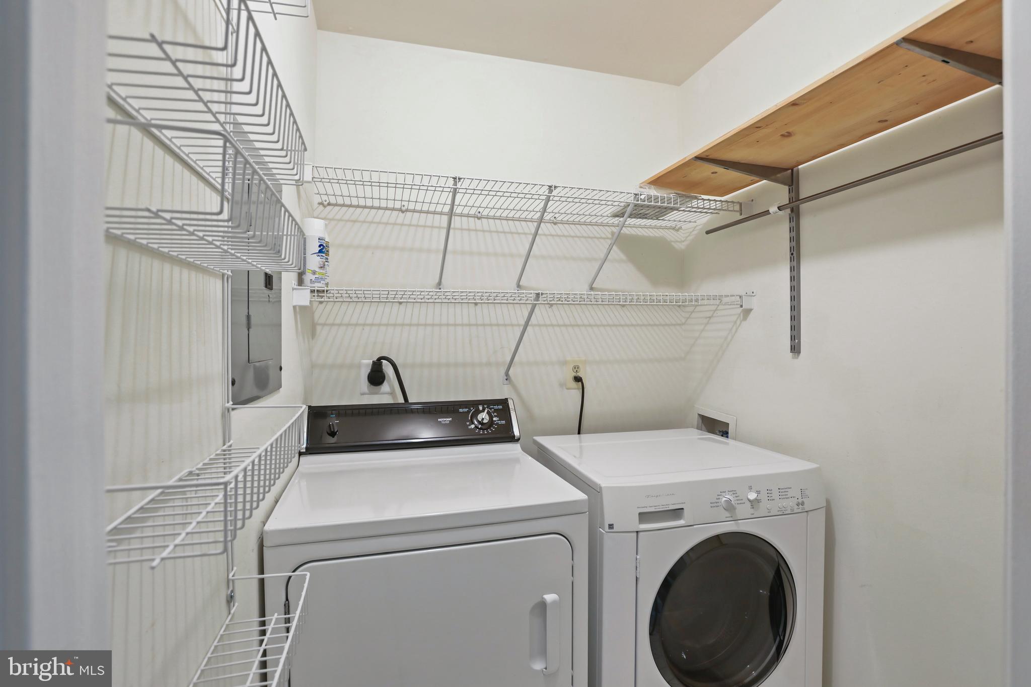 4124 MONUMENT CT #303