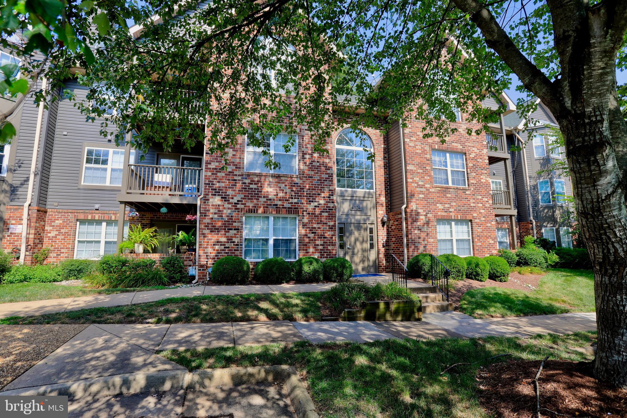 4124 MONUMENT CT #303