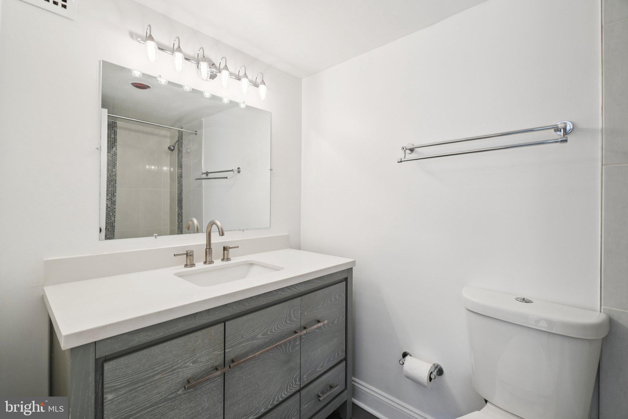 2059 HUNTINGTON AVENUE 111