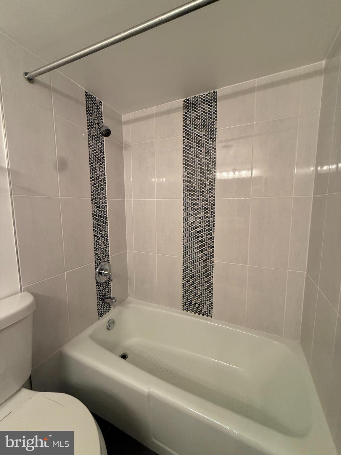 2059 HUNTINGTON AVENUE 111