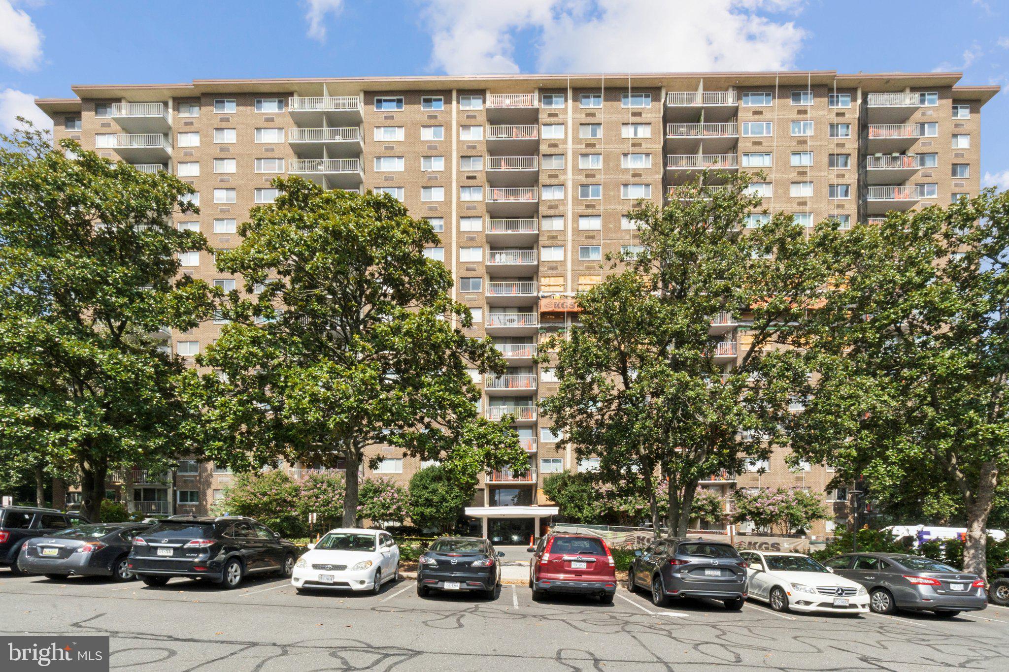 2059 HUNTINGTON AVENUE 111