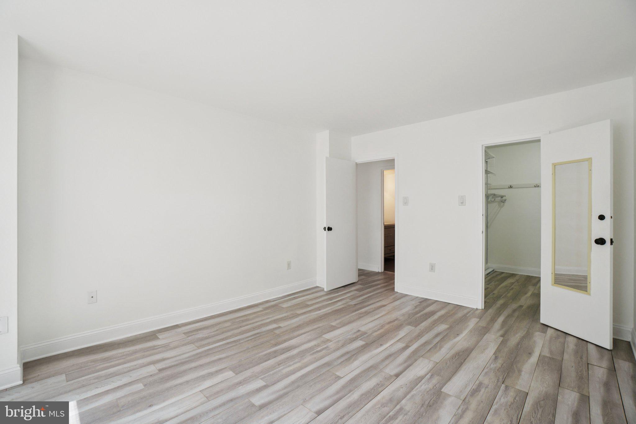 2059 HUNTINGTON AVENUE 111