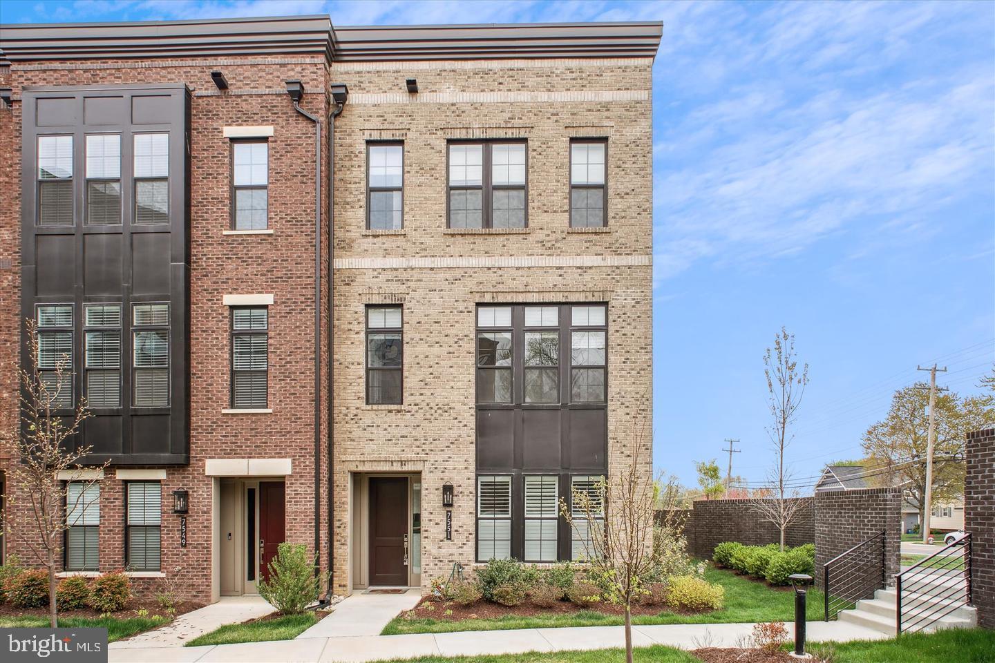 7551 SAWYER FARM WAY #1703