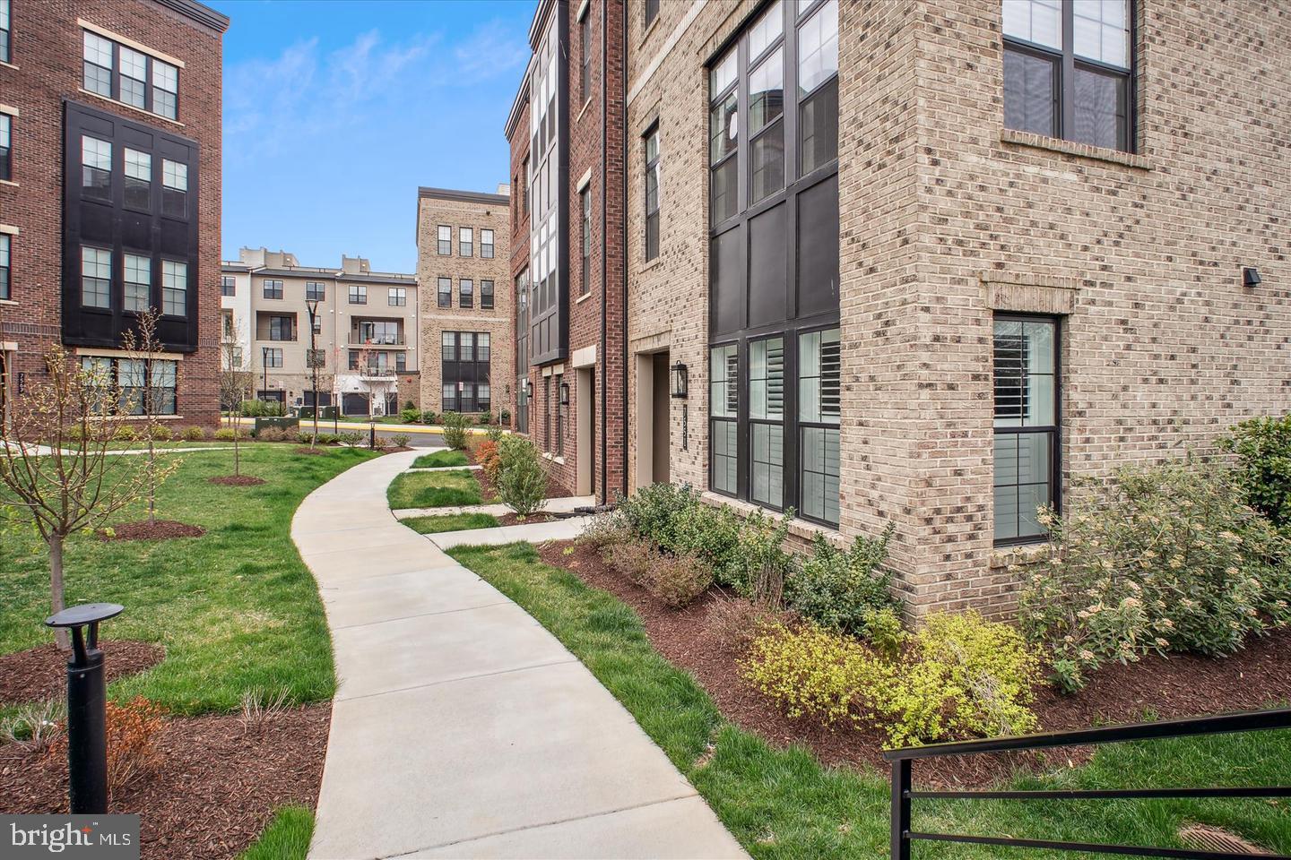 7551 SAWYER FARM WAY #1703