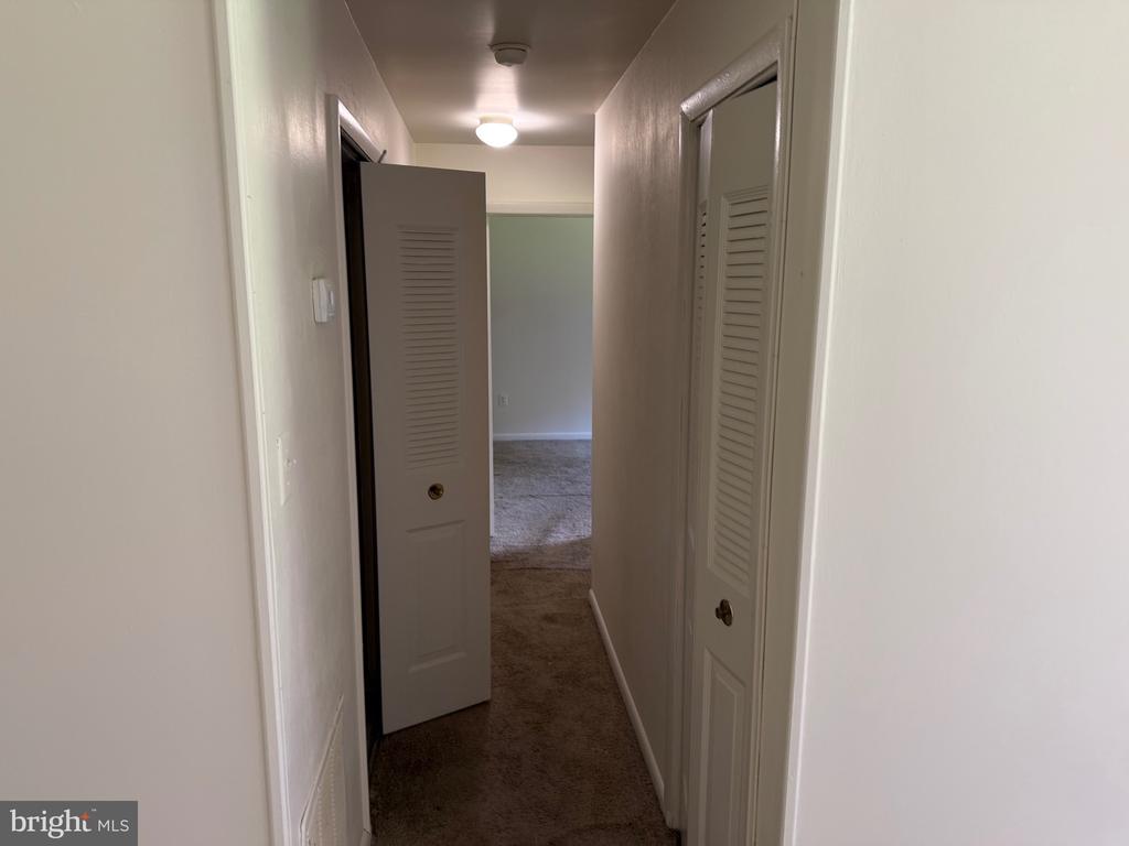 4193 MEADOWLAND CT